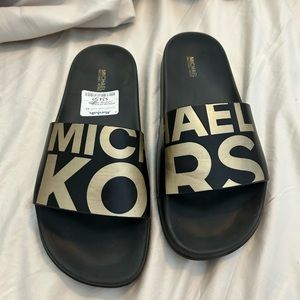 Size 8 MK slides